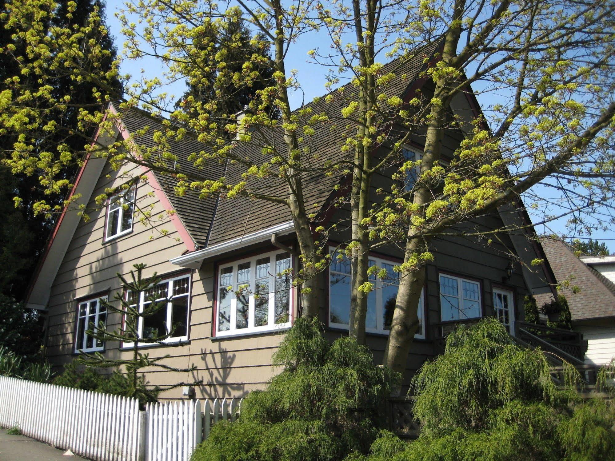 Point Grey Guest House Vancouver Exterior foto